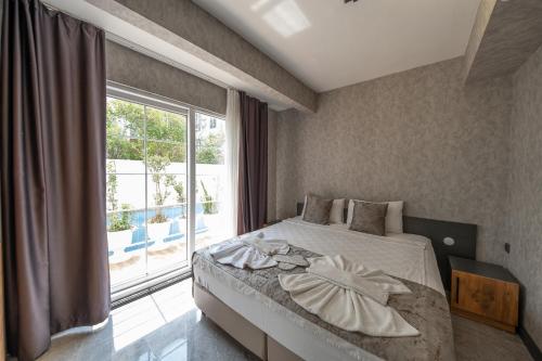 Mrt Suites Lara Room Type - Deluxe Suite with Spa Bath