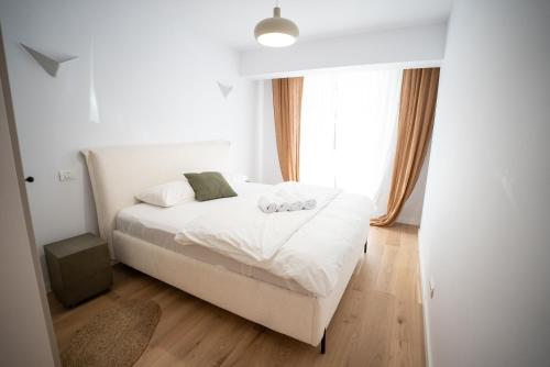 The Level Sanctuary: Free Parking & Netflix, Bucharest