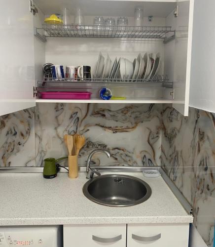 Quiet one bedroom apartament- Dajti view, Tirana (photo 10)