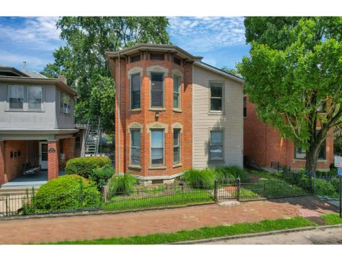 Housepitality - The Short North Sanctuary in Columbus, USA