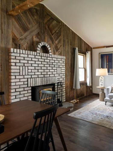 Hunter Mountain View Cabin by Summer in Lanesville, USA