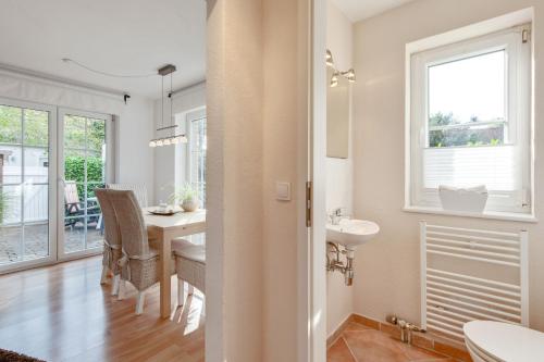 Ferienhaus Gisela in Holzstein an der Ostsee in 荷尔斯泰因地区奥尔登堡