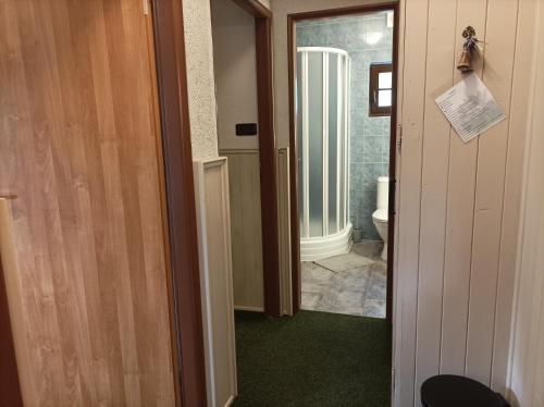 2 bedrooms, 2 beds