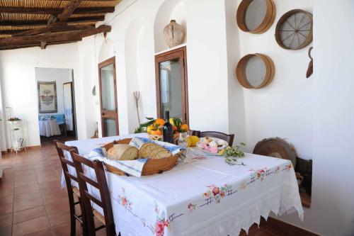 Food and beverages, B&B Martina in San Vito (Cagliari)
