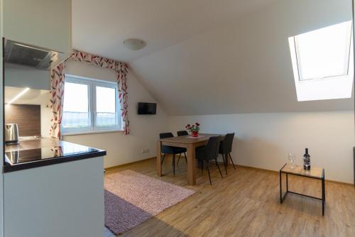 Konyha, Apartmány Kohoutek a Slepička v Novohradských horách (Apartmany Kohoutek a Slepicka v Novohradskych horach) in Nove Hrady