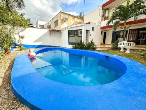 Relajante alojamiento con mesa de billar y piscina in Mérida, Mexico