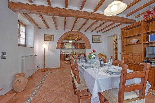 Villa la Rosa in Portole