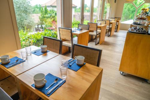 Best Western Bridge Hotel Lyon East - image 2