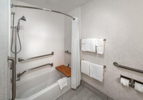 Holiday Inn Express Winnemucca an IHG Hotel - image 9