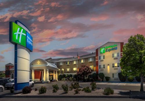 Holiday Inn Express Winnemucca an IHG Hotel - main image
