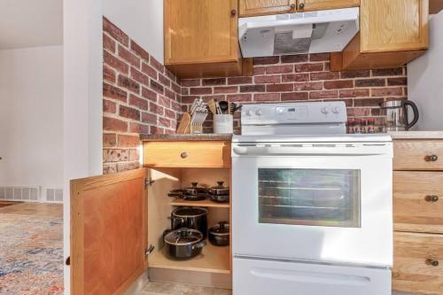 Arvada Haven, 5bd, 20mins RMMA & Denver, Games in Arvada, USA