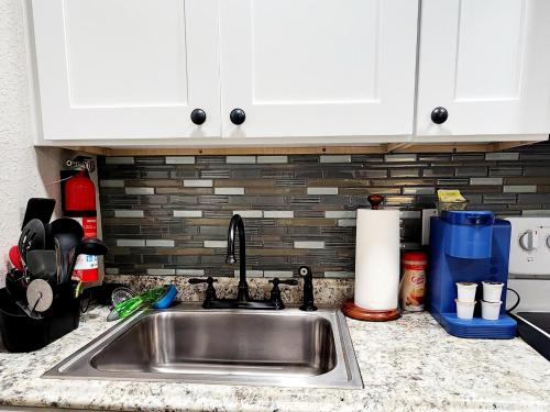 Cozy Studio # 4! in Lakeland