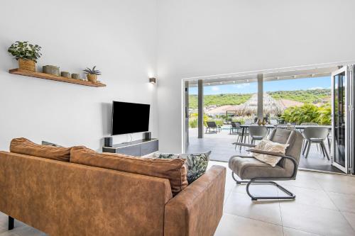 Çevredekiler, Villa Nisa - HOMEofEase - Villapark Fontein in Fontein