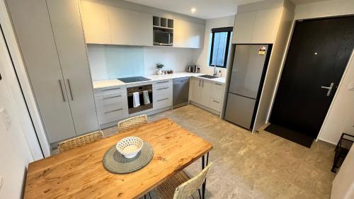 Kitchen, Luxury 2 Bedroom by St James Park in Papanui