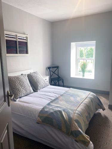 Apartment at Bowe's Cafe in Durrow