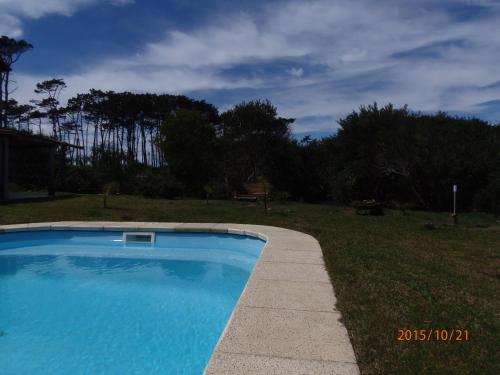 مسبح, Hotel El Refugio nudista naturista opcional in Chihuahua