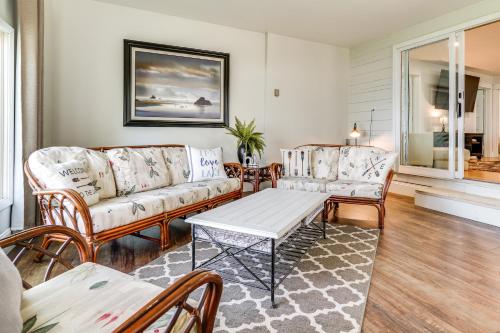Lakeside Litchfield Home w/ Patio & Gas Grill! in 利奇菲爾德(MN)