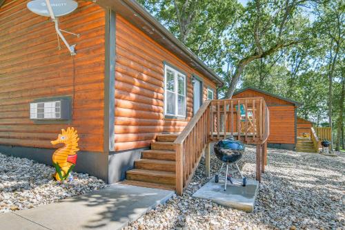 Shell Knob Cabin about 2 Mi to Table Rock Lake! Shell Knob Cabin about 2 Mi to Table Rock Lake!