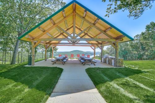 Shell Knob Cabin about 2 Mi to Table Rock Lake! Shell Knob Cabin about 2 Mi to Table Rock Lake!