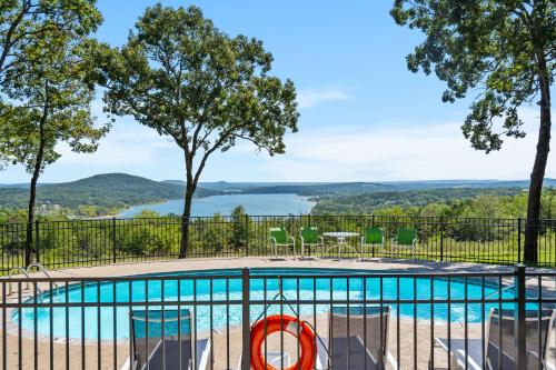 Shell Knob Cabin about 2 Mi to Table Rock Lake! Shell Knob Cabin about 2 Mi to Table Rock Lake!