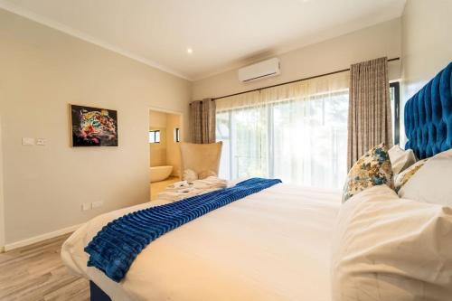 Two-Bedroom Apartment image 7