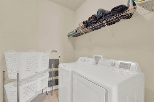 Your Orlando paradise - House with a Private Pool in Kissimmee, USA