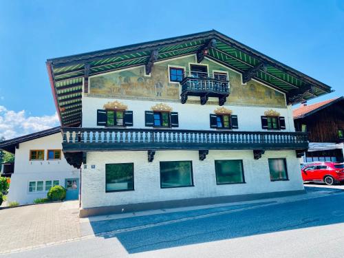 入口, Belisima Apartments I Ferienwohnungen Fischbachau - Schliersee I Historisch & Cozy mit Bergblick I 2 in 菲施巴赫豪