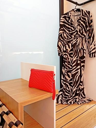 King Suite image 9