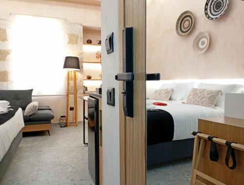 King Suite image 7