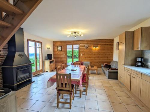 Gîte Plainfaing, 4 pièces, 6 personnes - FR-1-589-267 ("Chalet Confort 3 Chambres avec Cheminee au Cœur des Vosges, pres de Colmar et Route des Cretes" - F) in Plainfaing