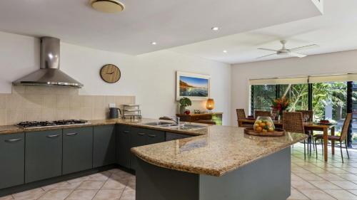 Holiday Home image 10