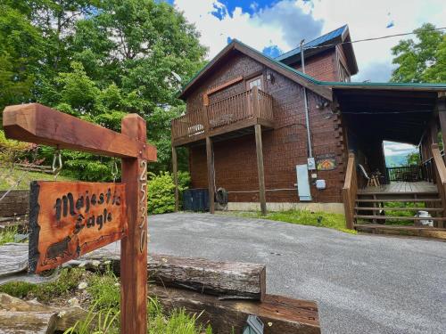 Eagles Point Cabin in Park Settlement, USA
