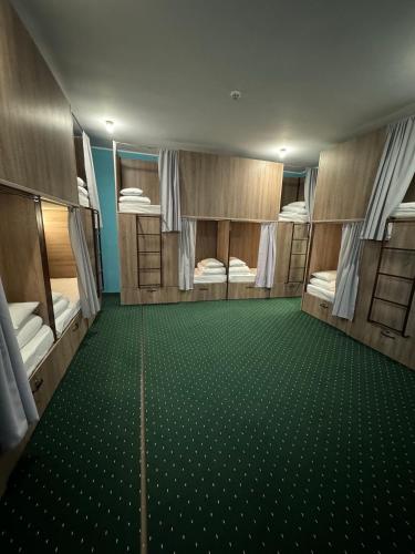 All Eyes Hostel in Novyi Plan