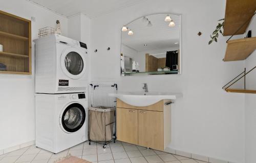 Bathroom, Lovely Home In Haderslev With Wifi in Hejsager