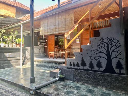 Sawitri Homestay in Padang Bai