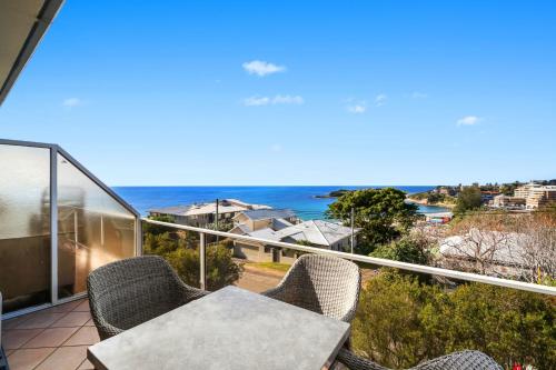 . Scenic Beachside Apartment, near Bar & Restaurant