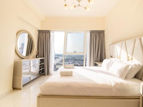 Urban Retreat: Sea View Apartment in Dubai Marina, Dubaj (fotografie 4)