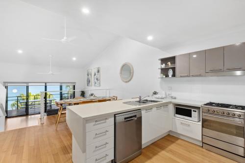 Shorelines Apartments on Hamilton Island by HIHA