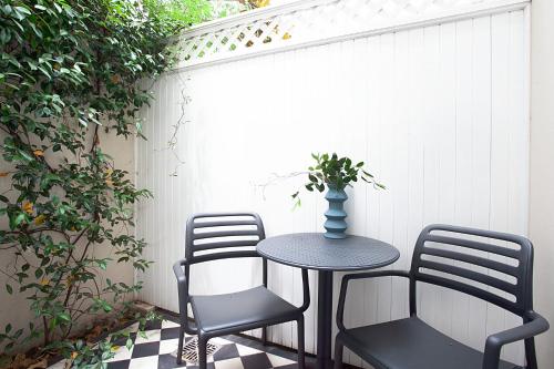 Bright and Beautiful Studio in Quiet Neighbourhood - main image