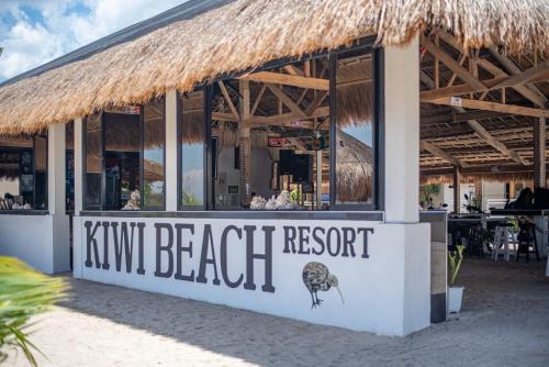 Dreamshore Kiwi Beach Resort in Tablas Island
