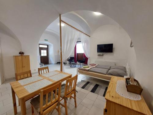 APARTMÁNY LEVOČA self check in (APARTMANY LEVOCA self check in) in Levoča