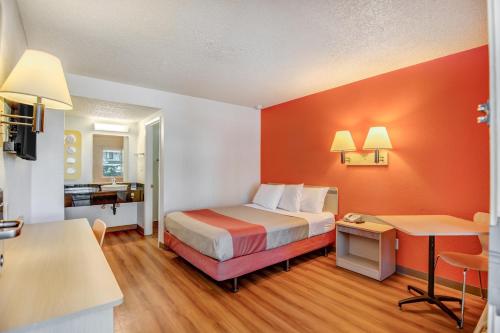 Motel 6 Stockton North