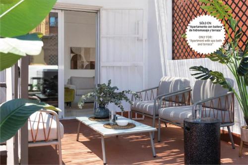 Suites Puerta del Arenal Maestranza - image 5