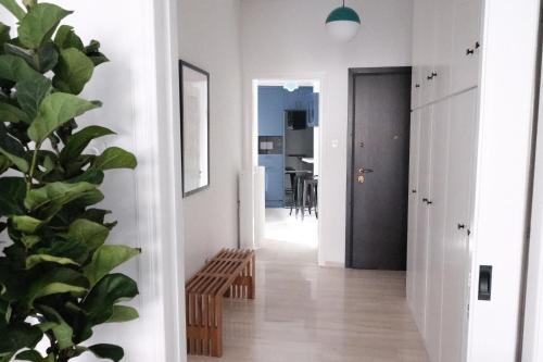 Unique 2BD Design Apt with airconditioning near Acropolis, Athens (photo 10)