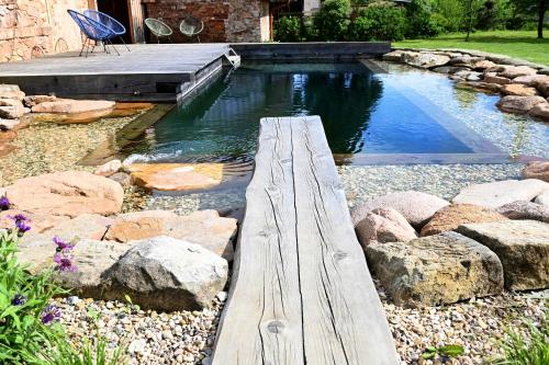 สระว่ายน้ำ, Prázdninový dům DESÍTKA (Prazdninovy dum DESITKA) in ลิบัน