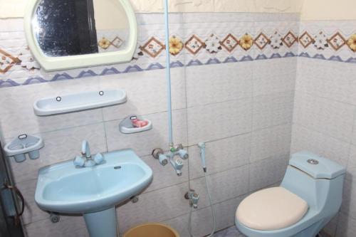 Super Family Guest House - image 11
