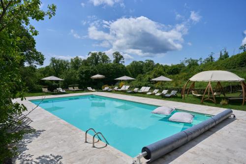 Басейн, Relais San Lorenzo in Аббадо Сан Сальваторе