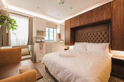 Iż-żebbuġa Boutique Suites - Hôtel - Żebbuġ