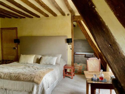 1 queen bed