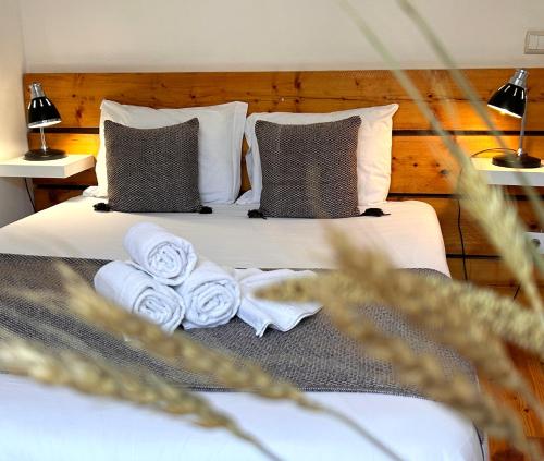 Double room, shared bathroom